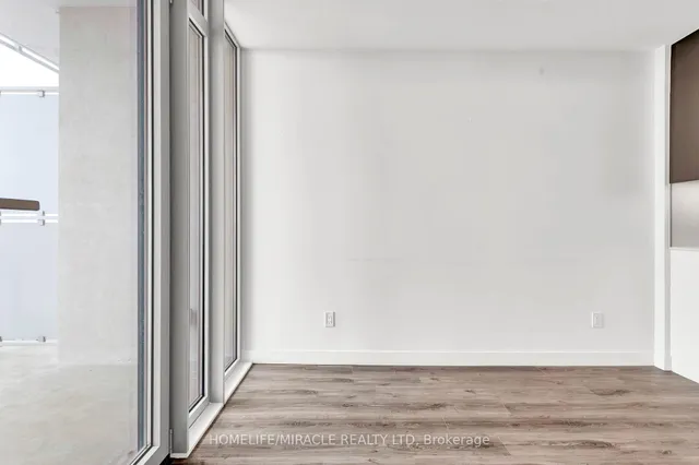 Additional image 18 of 60 Frederick St Unit 1313