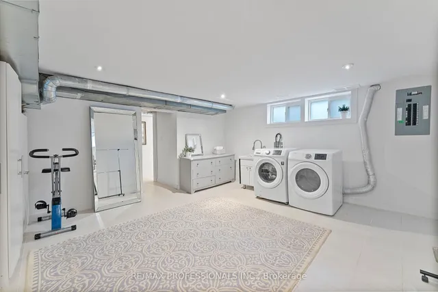 Additional image 39 of 32 Birchcroft Rd