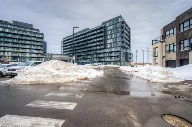 Additional image 3 of 3200 Dakota Common Unit B310