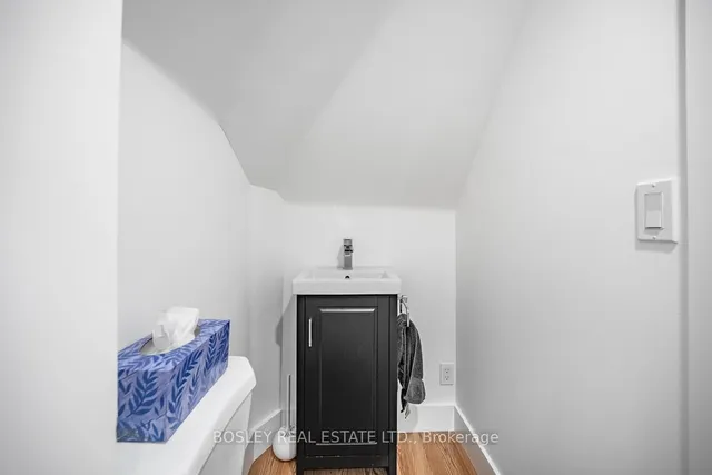 Additional image 32 of 61 Barnesdale Ave