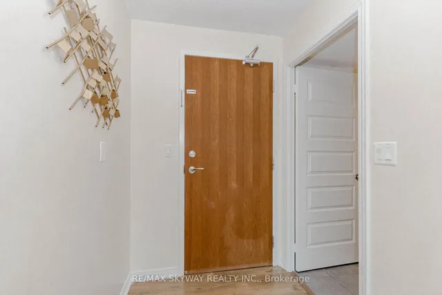 Additional image 10 of 215 Queen St Unit 403