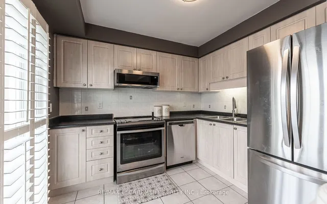 Additional image 15 of 1336 UPPER SHERMAN Ave Unit 7