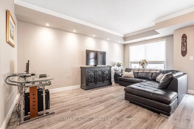 Additional image 4 of 9 Greenbriar Rd Unit 306