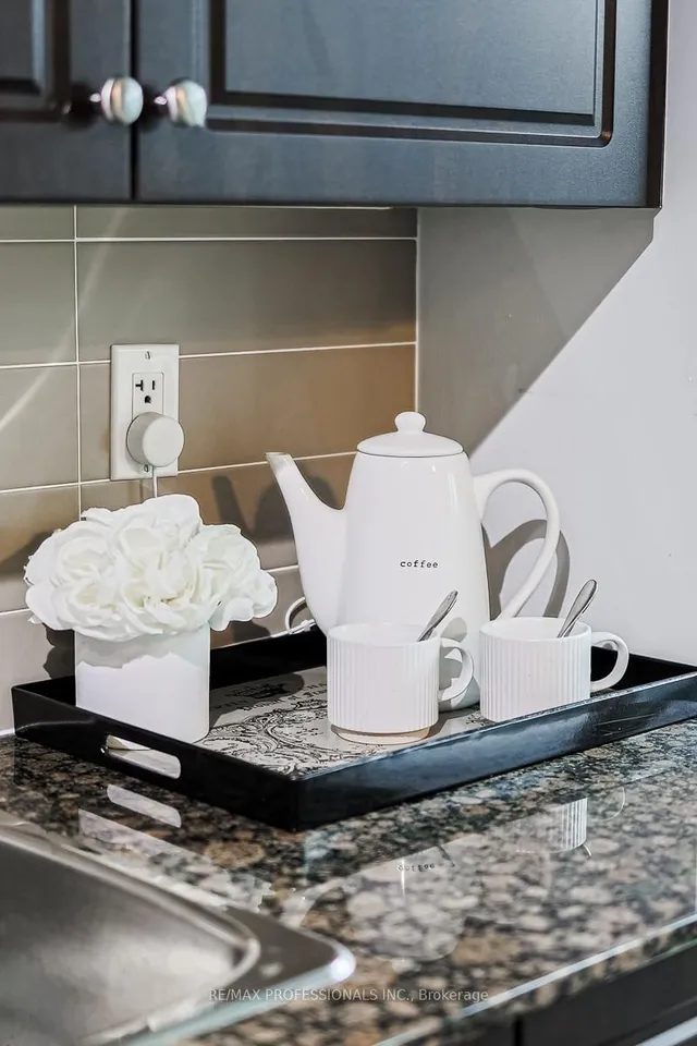 Additional image 13 of 209 Fort York Blvd Unit 469