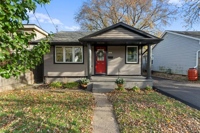 404 Tragina Ave