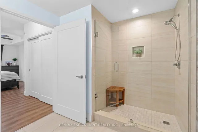 Additional image 27 of 30 Hamilton St Unit 703