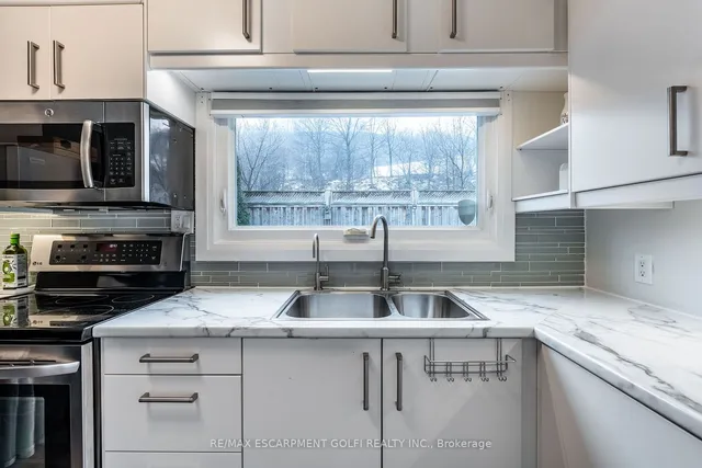 Additional image 7 of 312 Wexford Ave