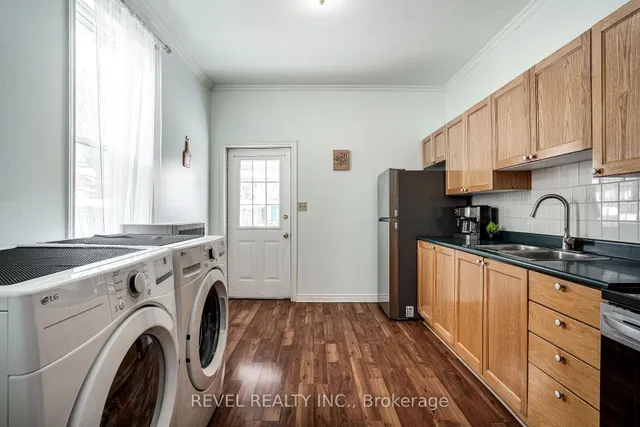 Additional image 17 of 51 Tisdale St