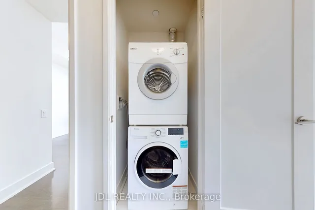 Additional image 21 of 30 Roehampton Ave Unit 2610