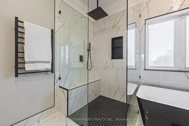 Additional image 6 of 8378 Chippewa Rd