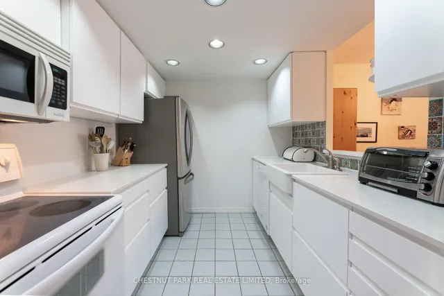 Additional image 9 of 225 Davenport Rd Unit 103