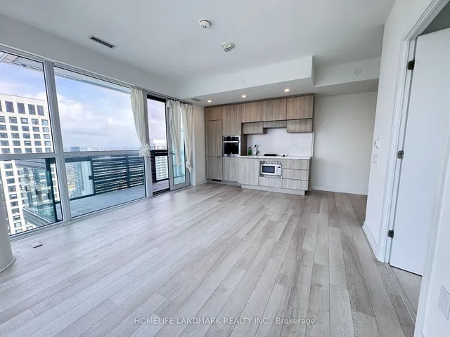 Additional image 13 of 39 Roehampton Ave Unit 3209