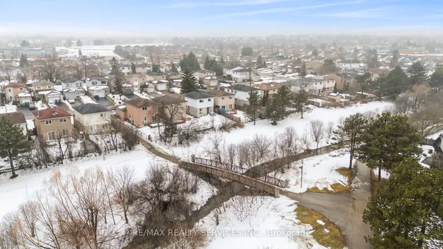 Additional image 40 of 22 Newbridge Cres