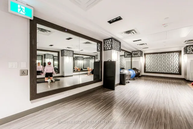 Additional image 25 of 543 Richmond St Unit 728