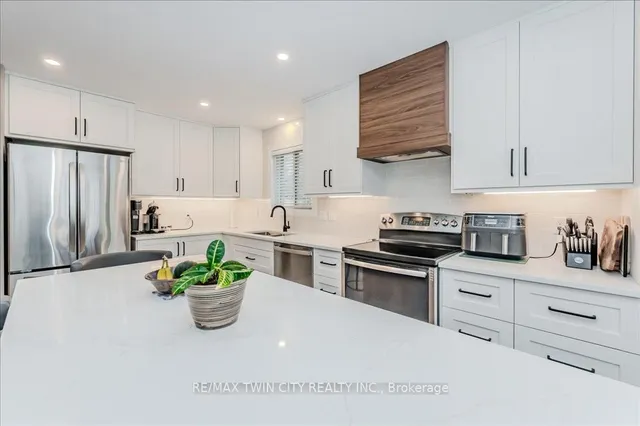 Additional image 8 of 18 Wrenwood Pl