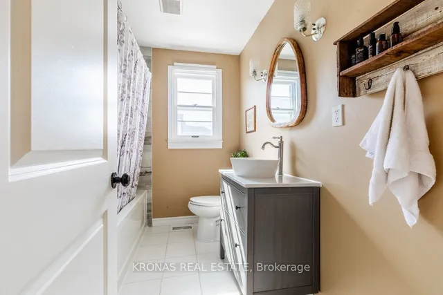 Additional image 19 of 31 Durham Rd