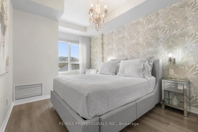 Additional image 15 of 3563 Lake Shore Blvd Unit 305