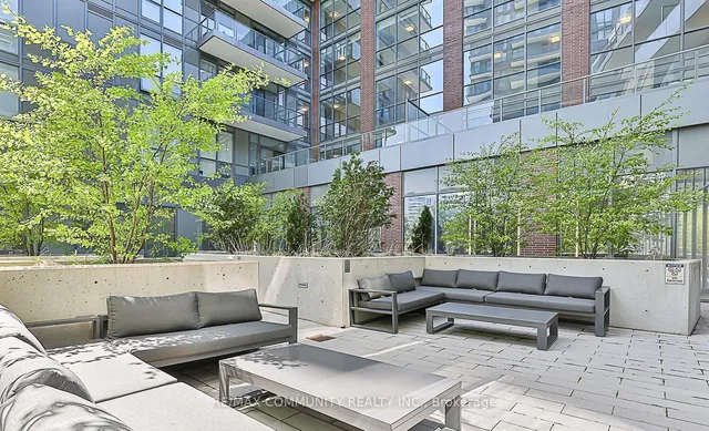 Additional image 26 of 38 Forest Manor Rd Unit 2210