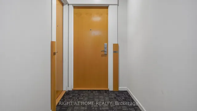 Additional image 6 of 375 King St Unit 2103