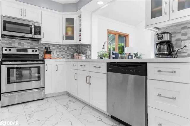 Additional image 14 of 2 Green Meadow Way