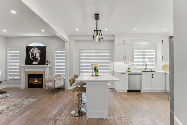 Additional image 10 of 43 Polonia Ave