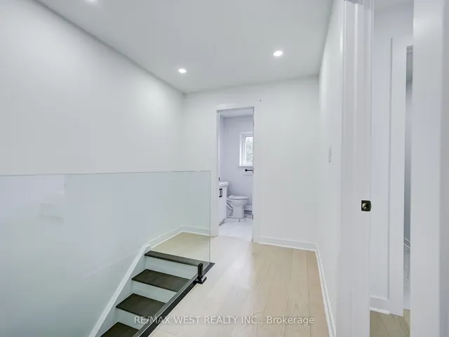 Additional image 16 of 22 Tandridge Cres Unit 808