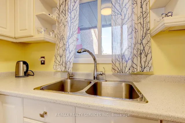 Additional image 18 of 135 Royal Salisbury Way