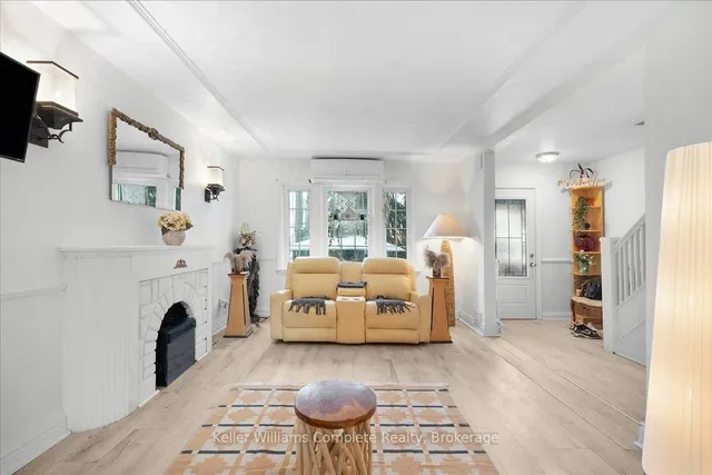 Additional image 3 of 719 Kingston Rd