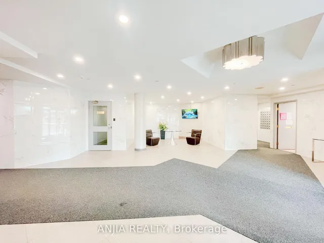 Additional image 6 of 300 Alton Towers Circ Unit 1601