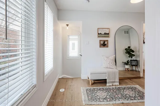 Additional image 20 of 40 Merchant Lane Unit 113