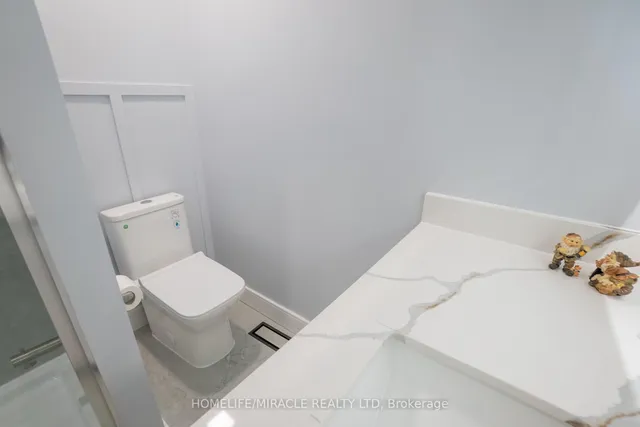 Additional image 20 of 41 Grande Ave