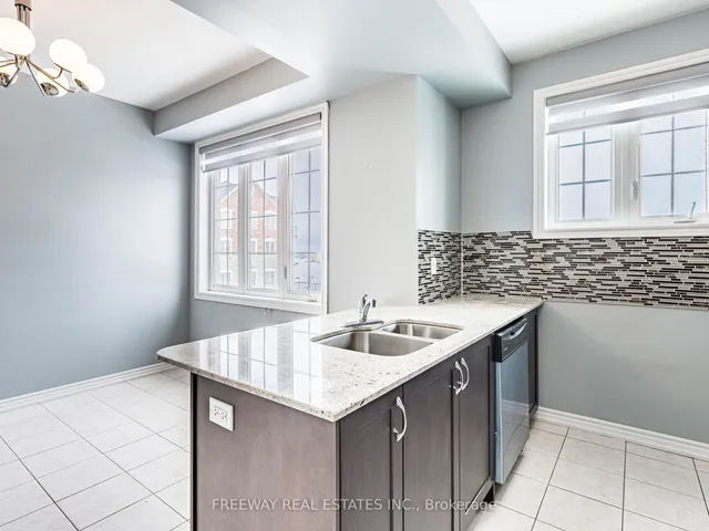 Additional image 12 of 46 Miami Grve