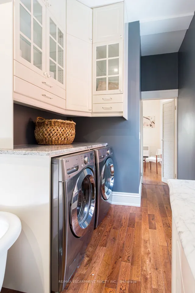 Additional image 39 of 293 Park St