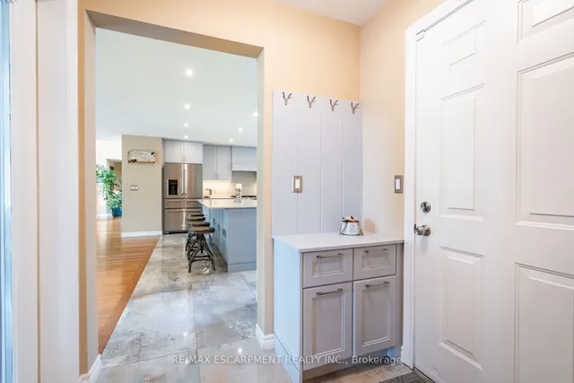 Additional image 23 of 399 Old Brock Rd