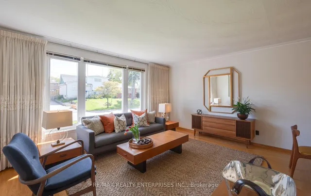 Additional image 6 of 54 Pinebrook Ave