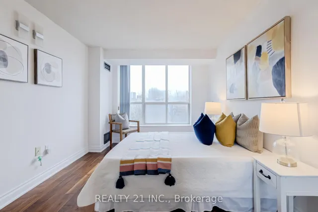 Additional image 27 of 21 Overlea Blvd Unit 511