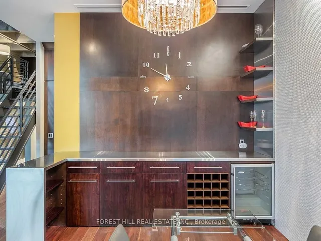 Additional image 13 of 8 Wellesley St Unit PH7