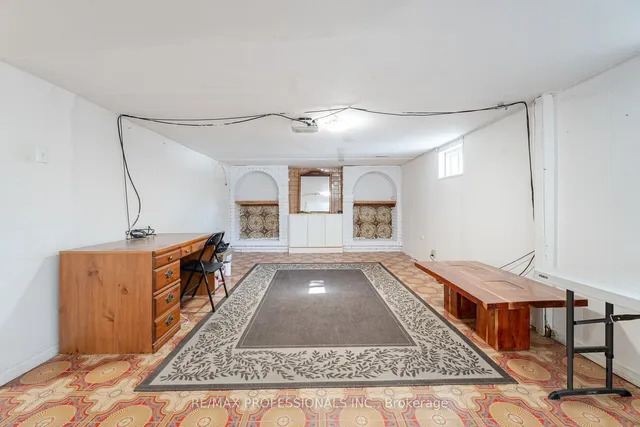 Additional image 35 of 483 Valermo Dr