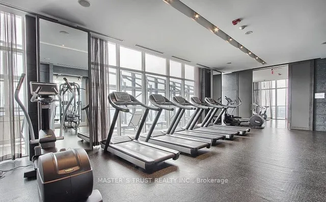 Additional image 24 of 65 St Mary St Unit 401