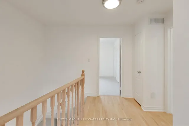 Additional image 36 of 70 Guildwood Pkwy Unit 4