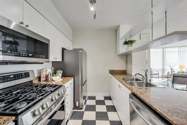 Additional image 10 of 35 Mariner Terr Unit 209