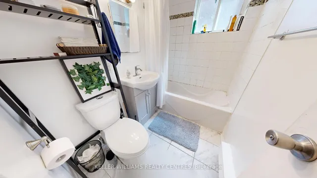 Additional image 15 of 10 Ivy Ave