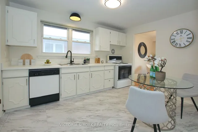 Additional image 19 of 132 Verobeach Blvd