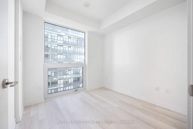Additional image 17 of 39 Roehampton Ave Unit 2907
