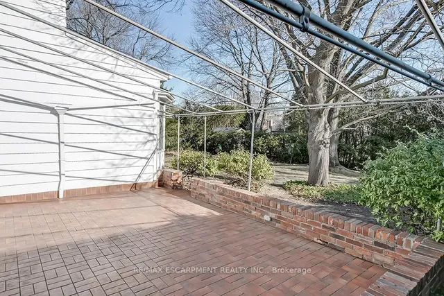 Additional image 36 of 359 Rosslyn Dr