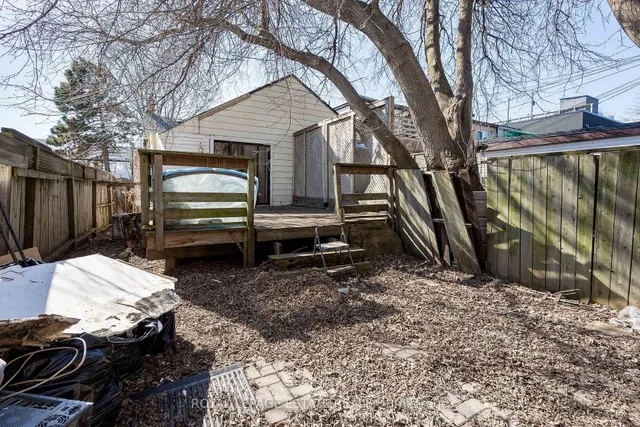 Additional image 29 of 876 Eastern Ave