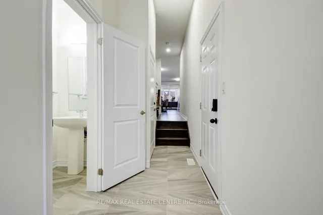 Additional image 7 of 1369 Farmstead Dr