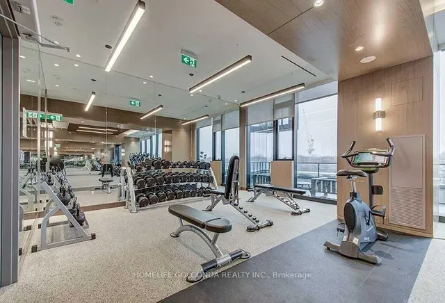 Additional image 24 of 575 Bloor St Unit 1401