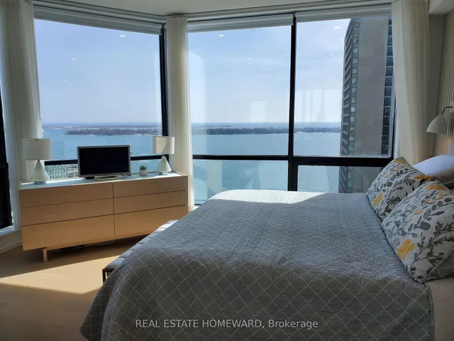 Additional image 30 of 10 Queens Quay Unit PH2