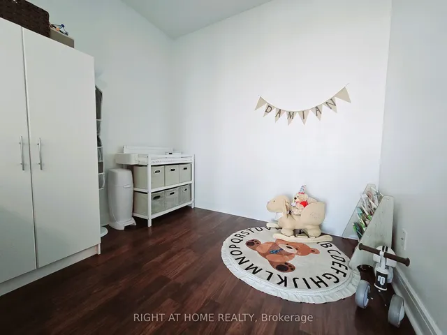 Additional image 19 of 35 Brian Peck Cres Unit 1005